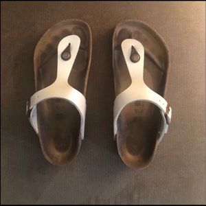 Birkenstocks Gizeh Sandals
